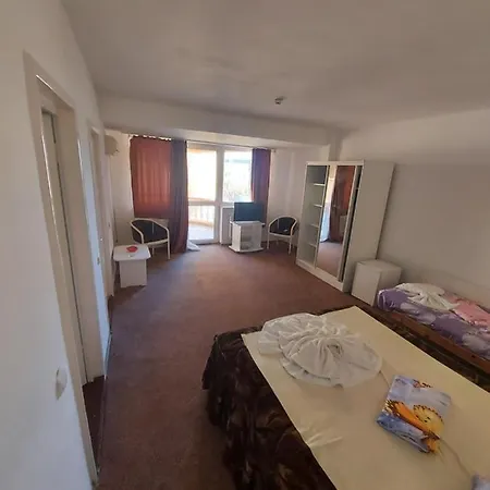 Patricia Si Alexandra Guest house 3*