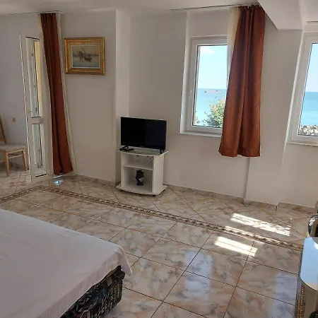 Patricia Si Alexandra Guest house